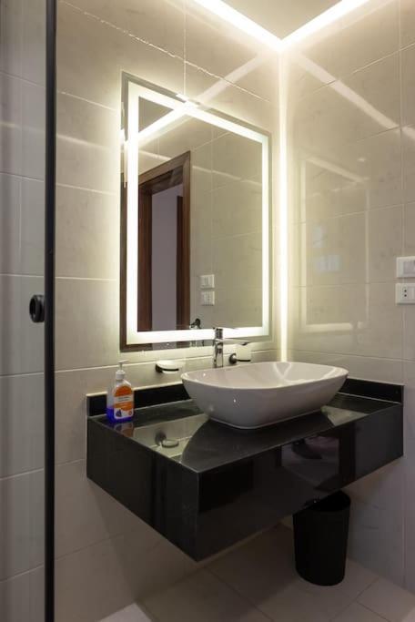 Apartment Mohandeseen Luxury *